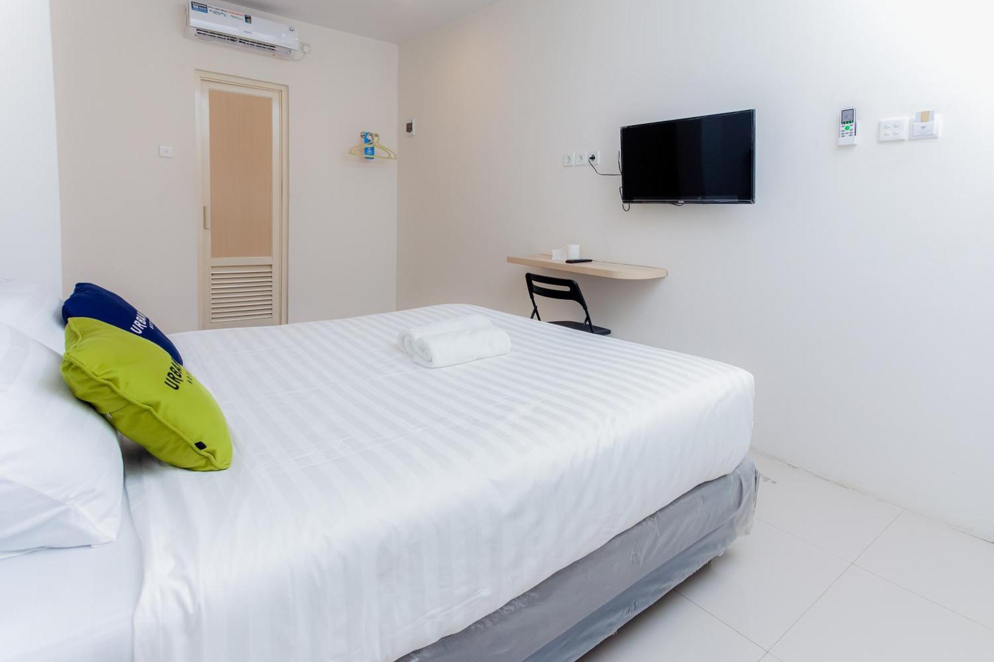 Urbanview Hotel Priority Samarinda By Reddoorz Exterior foto